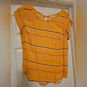 Orange 🍊 Top. Size Large.